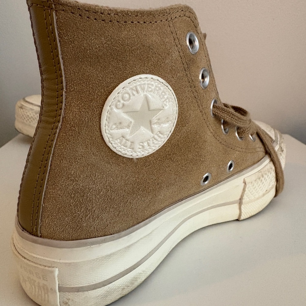 Women’s platform Converse in Beige